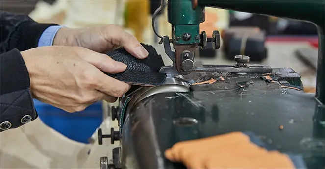 How we customize the quality and sewing of bags